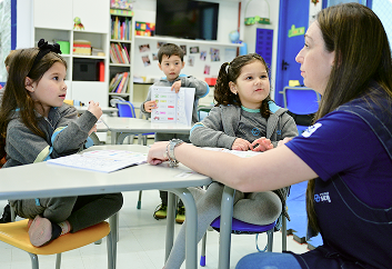 Escola SEB Dom Bosco Ahú: Educação Infantil. Curitiba - PR. Formação cidadã e cultural