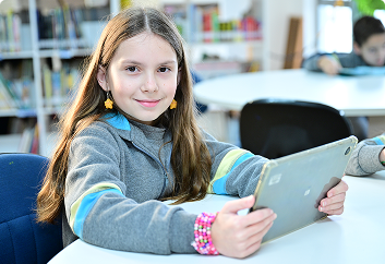 Escola SEB Dom Bosco Mercês. Curitiba - PR. Plataforma AZ de Aprendizagem.